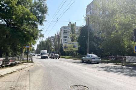 ул. Вокзльное ш. перекресток на Катерлез, Керчь