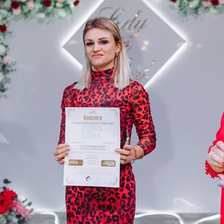Ужин в платьях Lady in Red